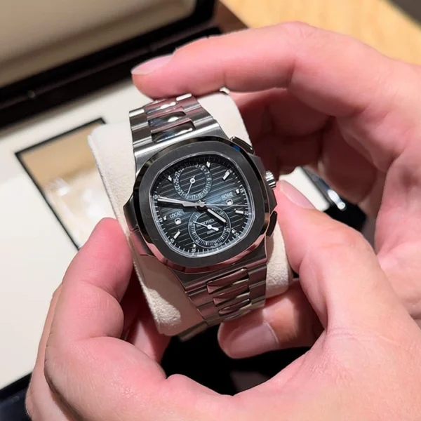 5990/1A-001 - Patek Philippe NAUTILUS - Image 7