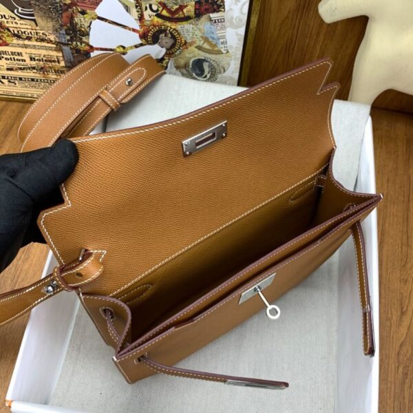 Hermes Kelly Depeches 26 Pouch - Image 8