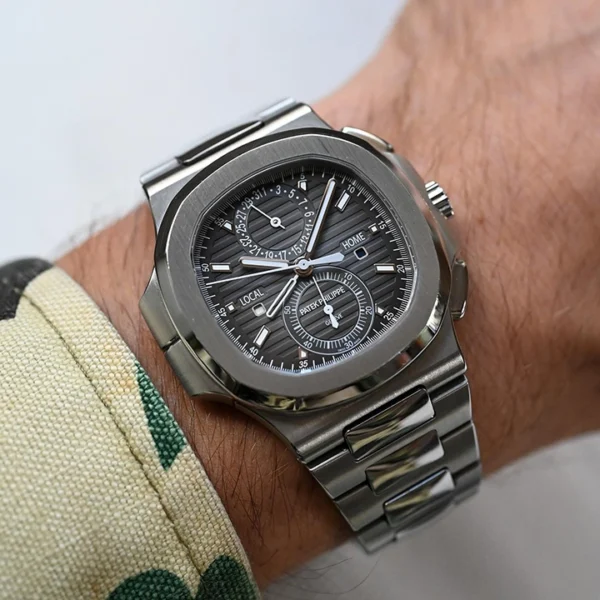 5990/1A-001 - Patek Philippe NAUTILUS - Image 6