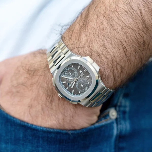 5990/1A-001 - Patek Philippe NAUTILUS - Image 4